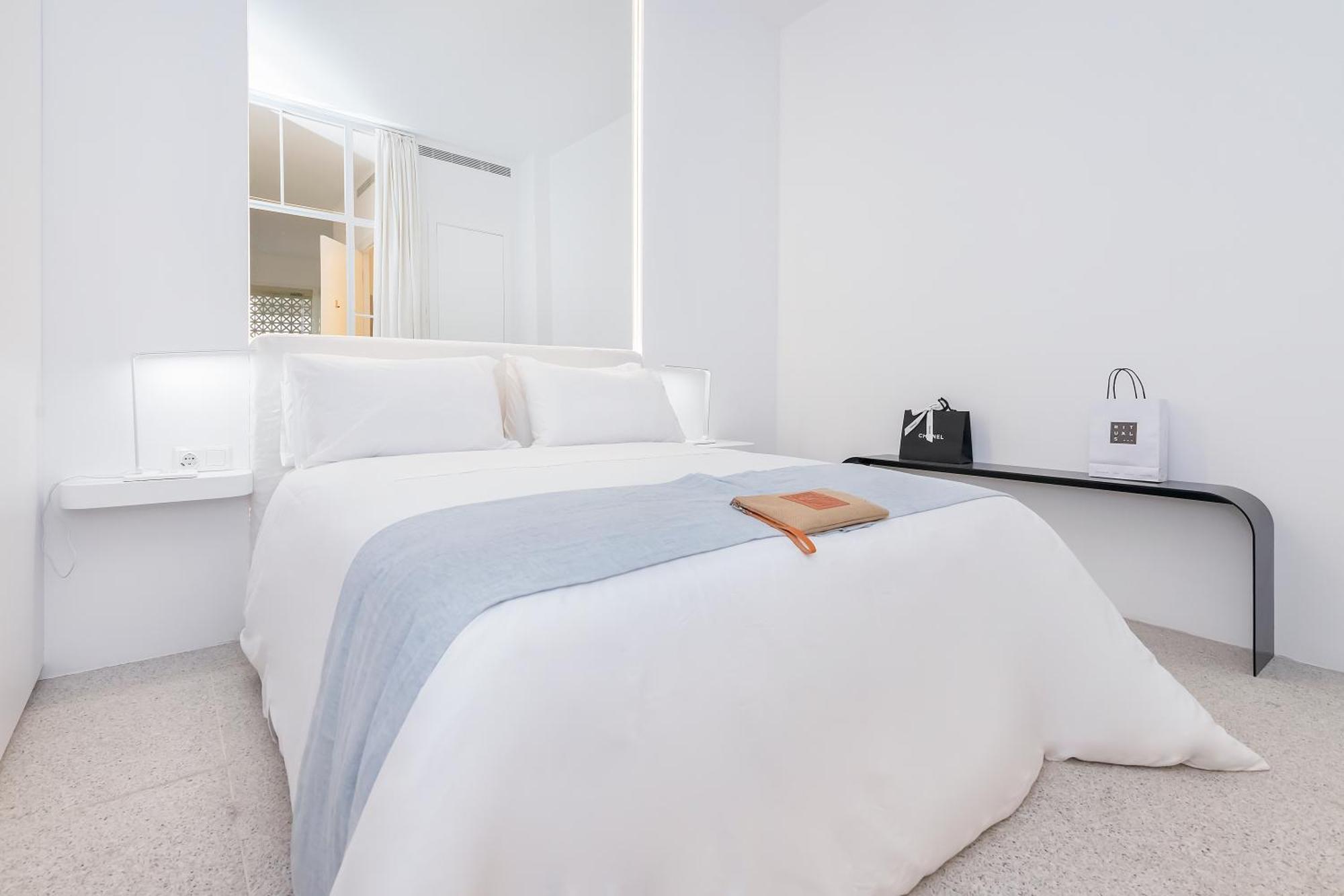 Bhost - Lumiere Suites กอร์โดบา ภายนอก รูปภาพ